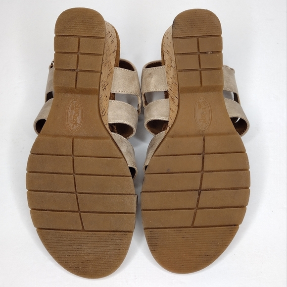 Euro By Soft Sadra Women's Gold Open Toe Comfort Wedge Sandals - Picture 11 of 15